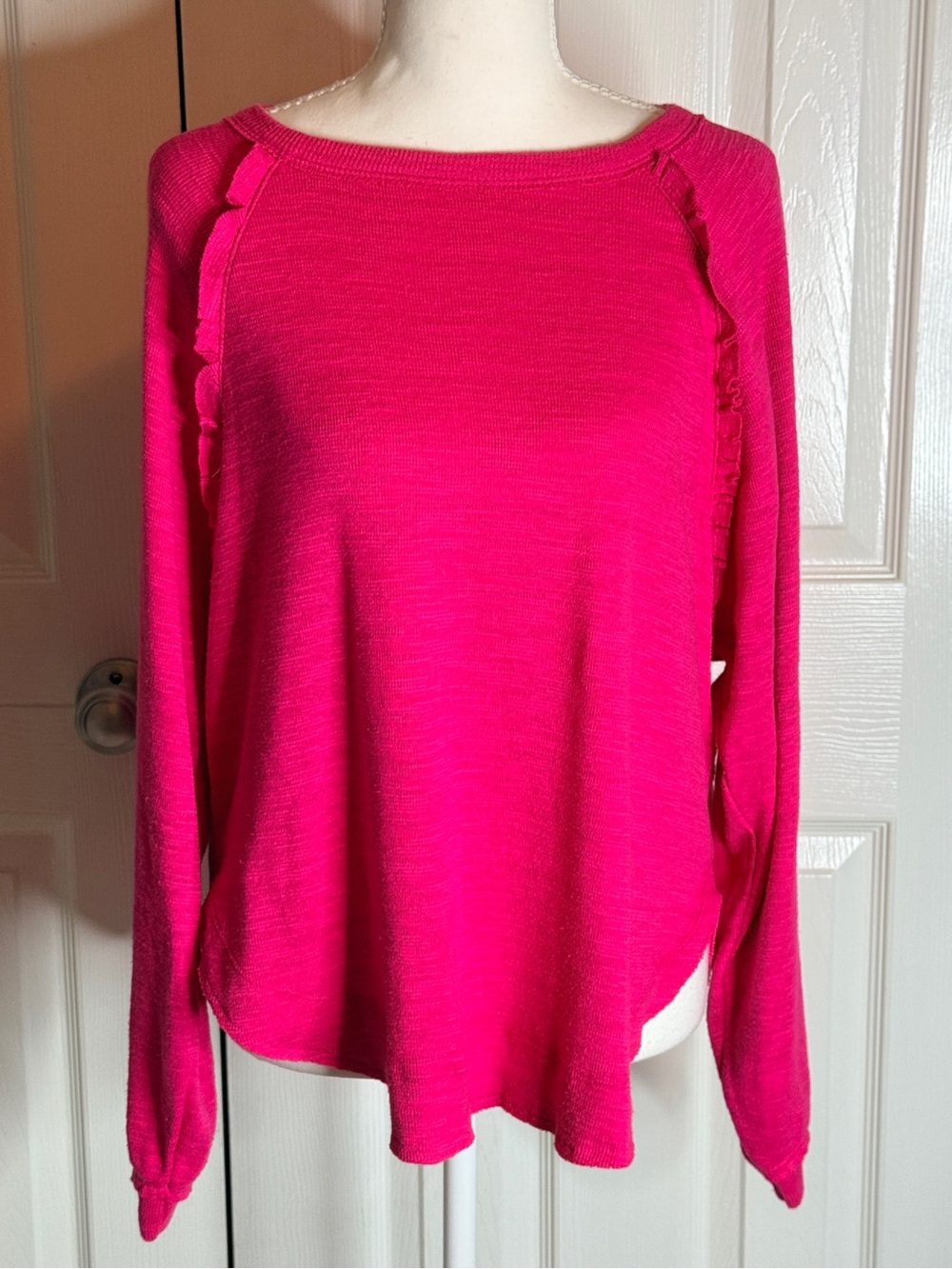 Anthropologie Pilcro Ruffle Shoulder Raglan Thermal Knit Top Pink XS EUC